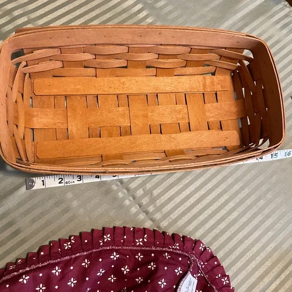 Longaberger Woven Basket with Burgundy Fabric Liner - Picture 5 of 12